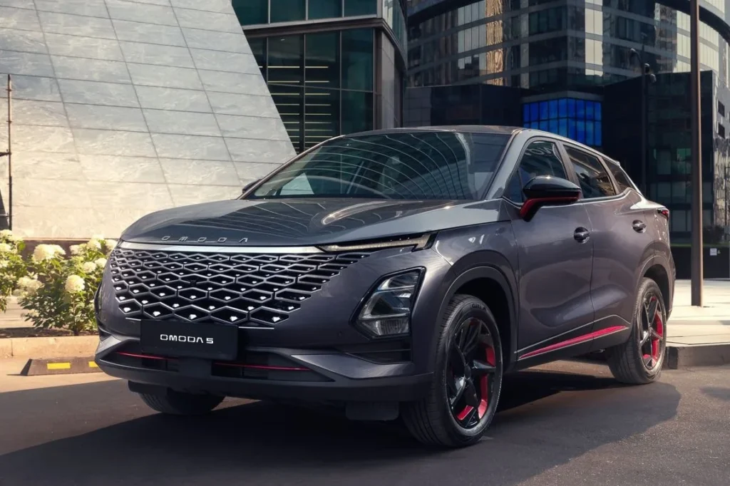 mejores coches eléctricos chinos en España: Omoda 5 EV