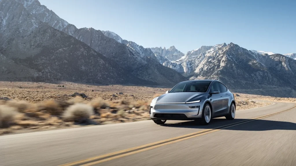 BYD SEALION 7 vs Tesla Model Y: Tesla Model Y oficial