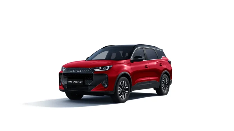 EBRO s700 PHEV MY 2027 con nueva parrilla delantera